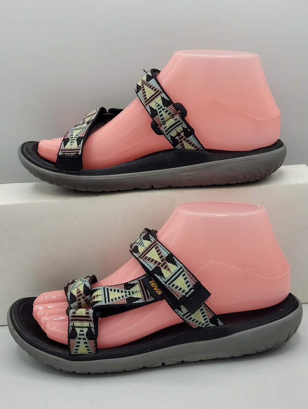 Teva Float Lexi Geometric Pattern Sandals Size 7 - Picture 16 of 16